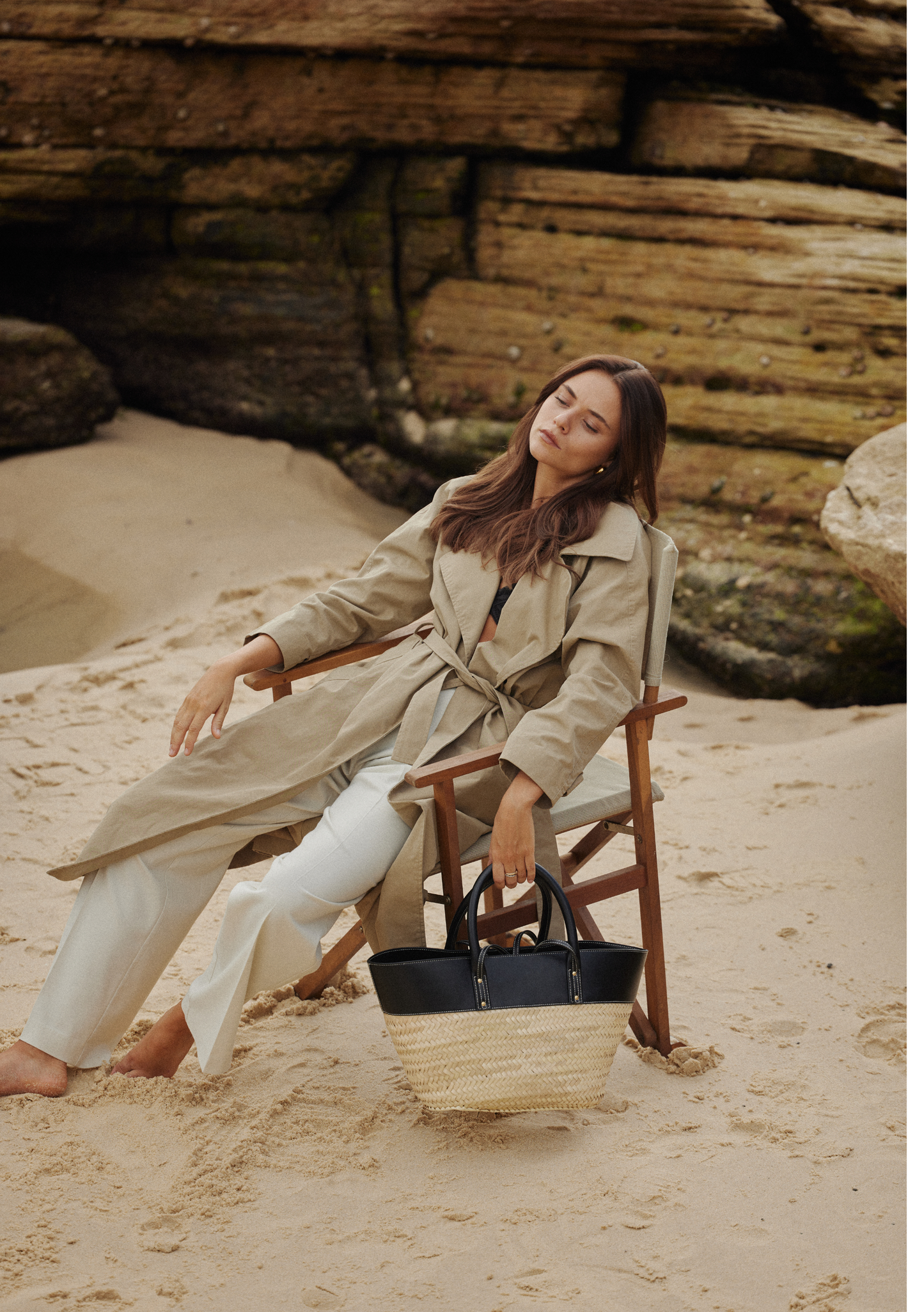 THE MEDIUM ENDLESS BAG - BLACK